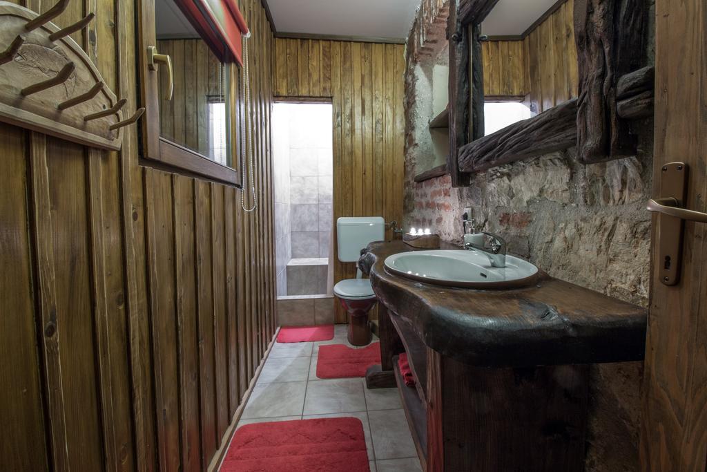 Holiday Home Gorski Lazi Trsce ภายนอก รูปภาพ